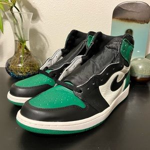 Air Jordan 1 Retro High OG -“Pine Green”